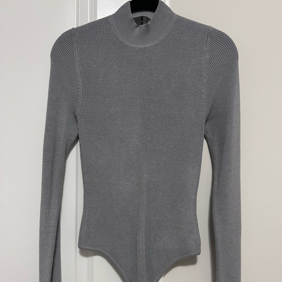 Size M Abercrombie and Fitch sweater bodysuit - Picture 1 of 5